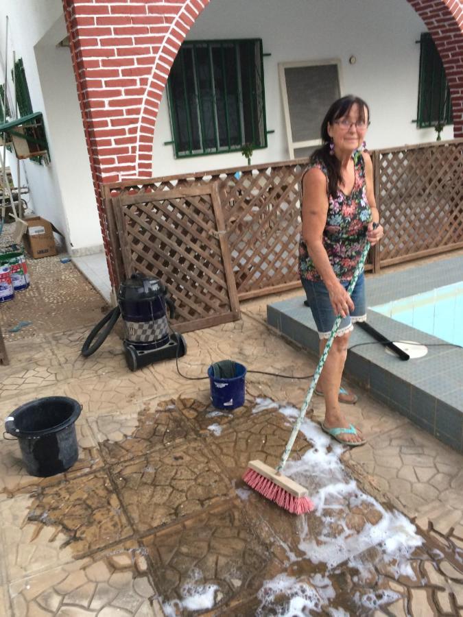 Anns Guesthouse Bakaugambia Eksteriør billede